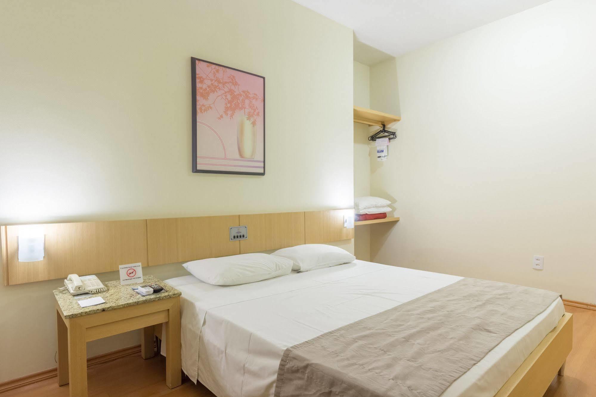 Hotel Crystal Лондрина Экстерьер фото